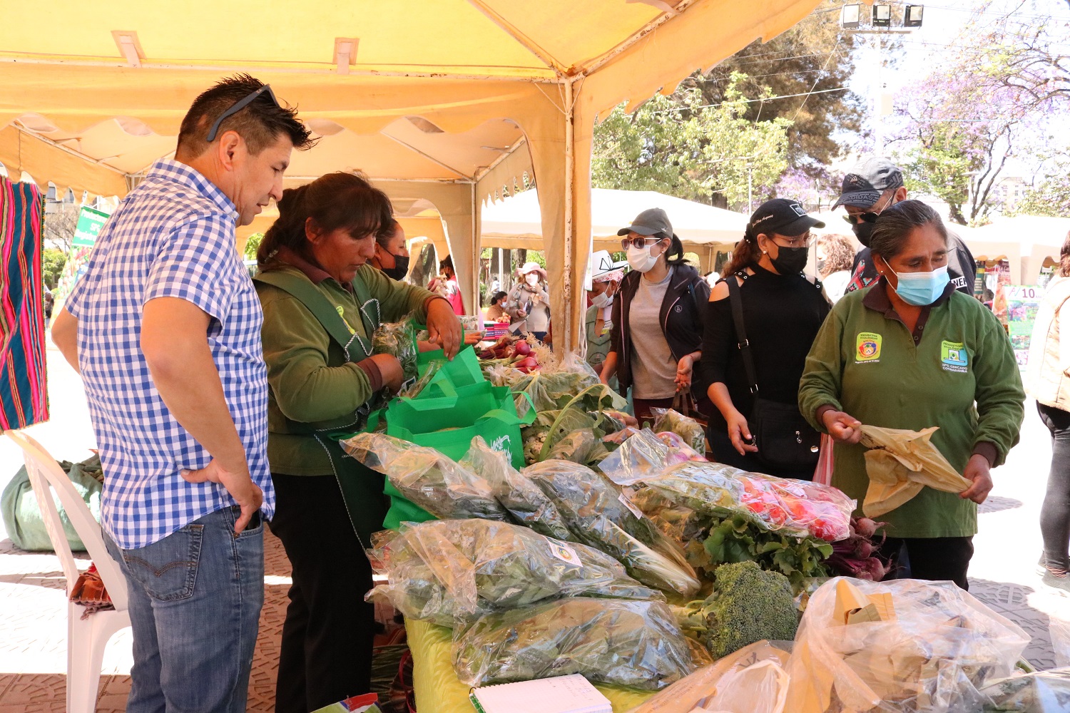 Se realizó con éxito 5ta. Feria de la Agricultura Urbana y Periurbana en Cochabamba
